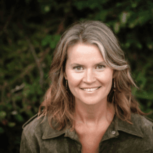 Rebecca Wildbear, M.S. - Earth as Dreamer:  A Journey of Eco-Somatic Listening and Rooted Reverie (Workshop)